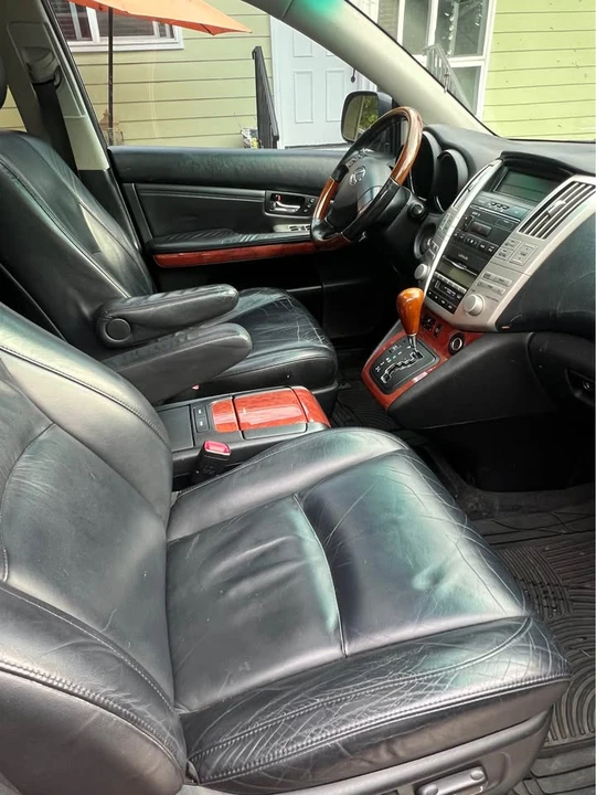 2005 Lexus RX 2nd Gen - Image 7 of 8