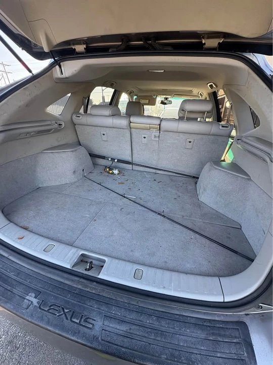 2005 Lexus RX 2nd Gen - Image 7 of 9