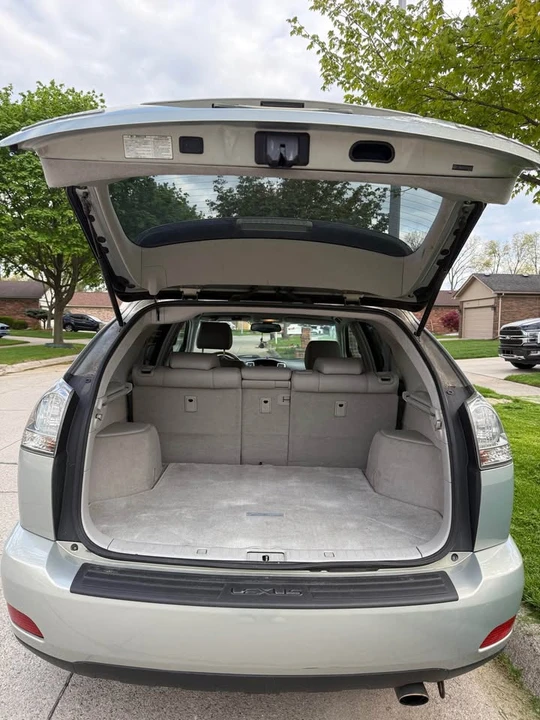 2005 Lexus RX 2nd Gen - Image 12 of 15
