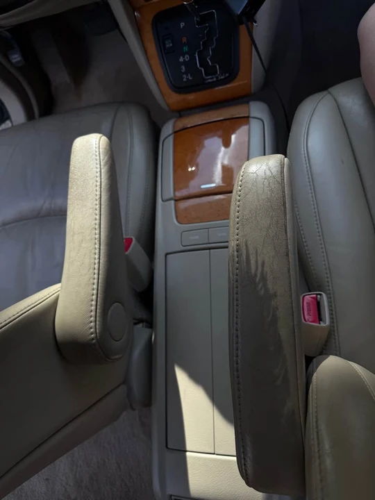 2005 Lexus RX 2nd Gen - Image 7 of 18
