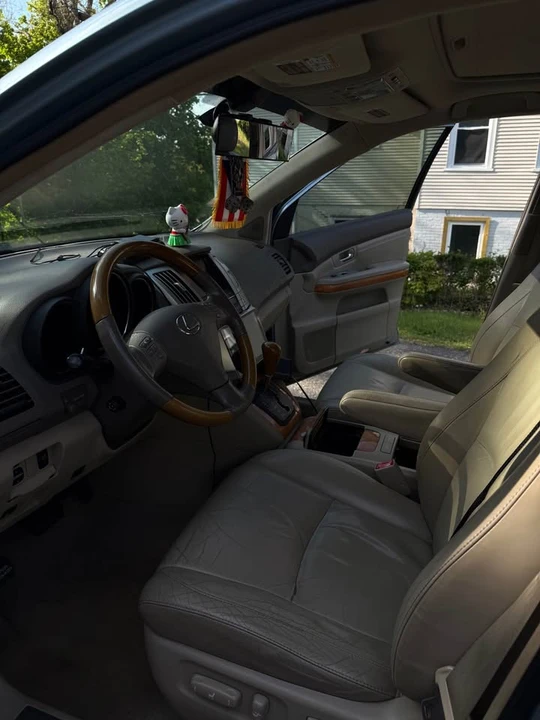 2005 Lexus RX 2nd Gen - Image 18 of 18