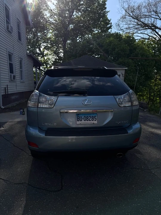 2005 Lexus RX 2nd Gen - Image 3 of 18