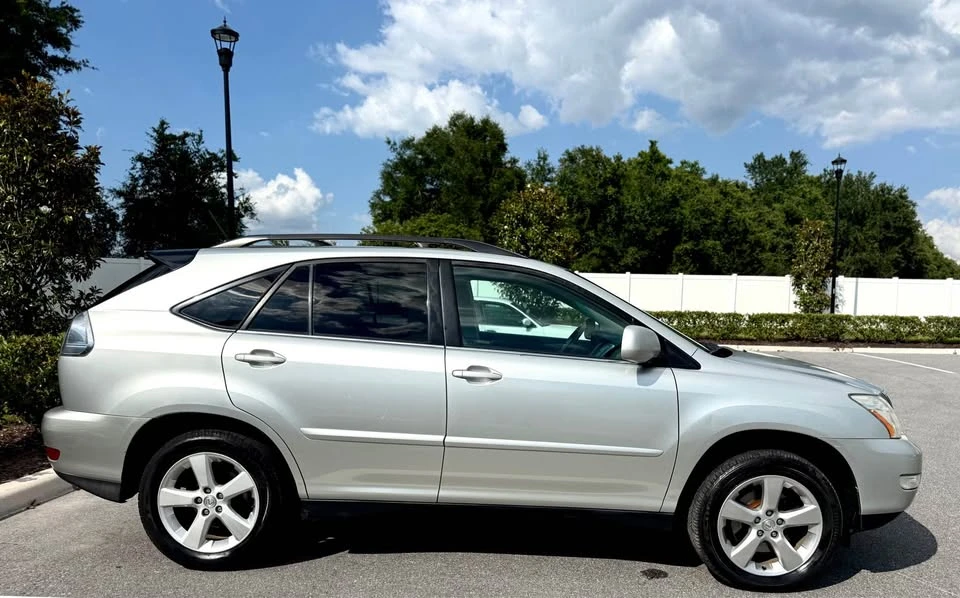 2005 Lexus RX 2nd Gen - Image 4 of 20