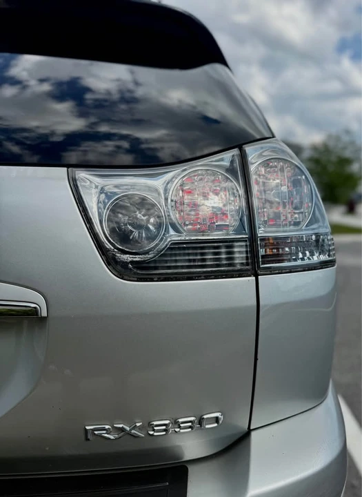 2005 Lexus RX 2nd Gen - Image 6 of 20