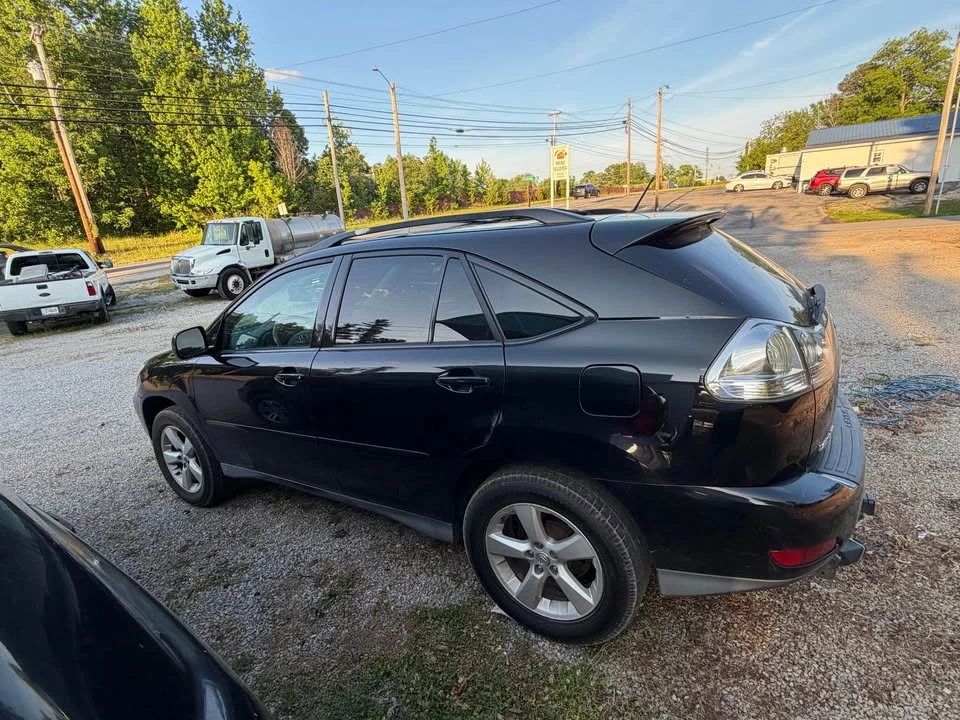2005 Lexus RX 2nd Gen - Image 2 of 7