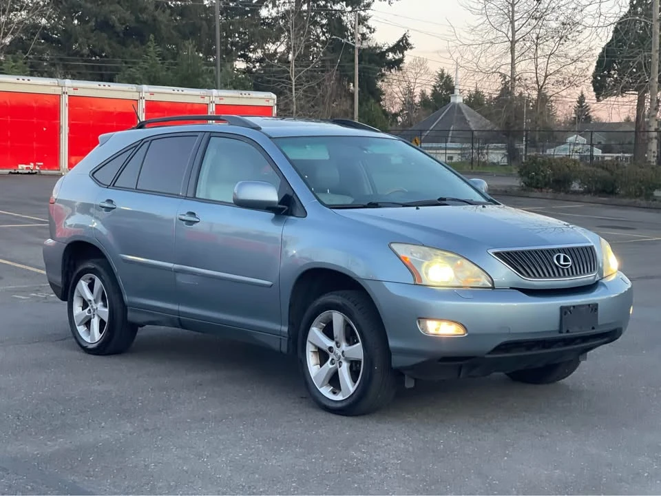 2005 Lexus RX 2nd Gen - Image 3 of 14