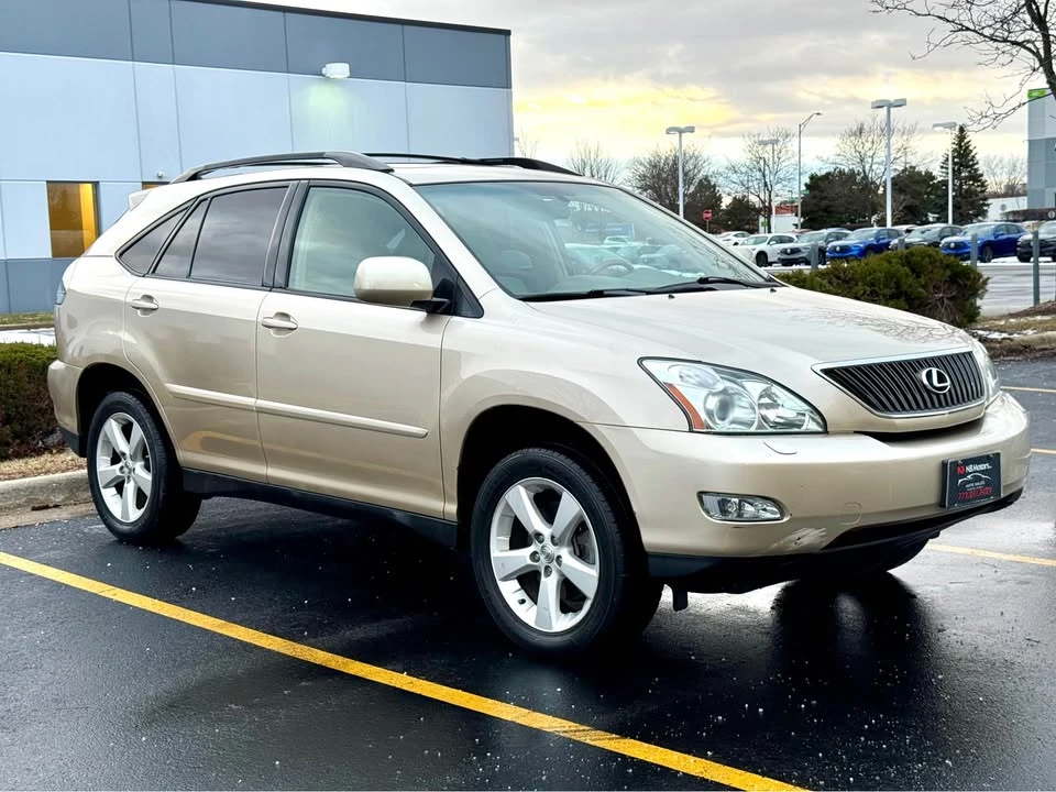 2005 Lexus RX 2nd Gen - Image 3 of 18