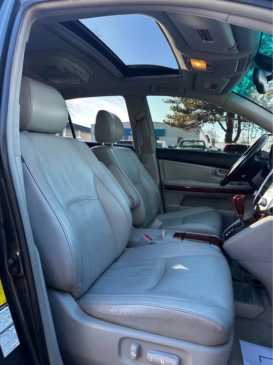 2005 Lexus RX 2nd Gen - Image 15 of 17