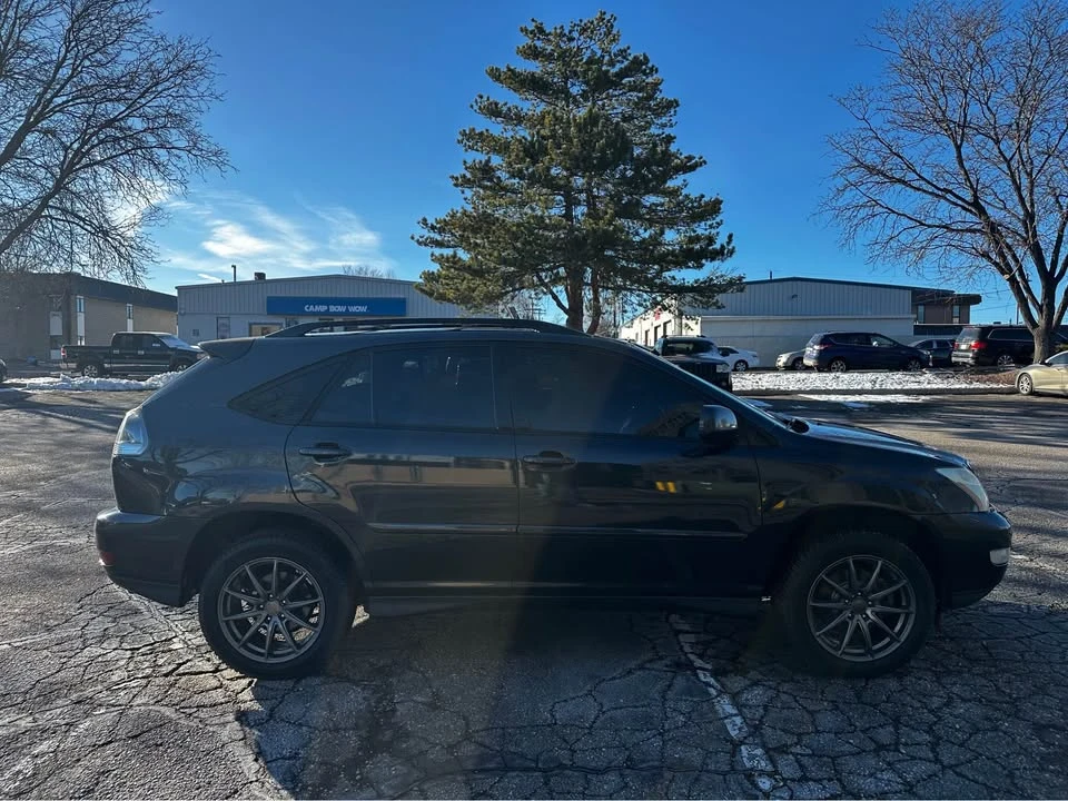 2005 Lexus RX 2nd Gen - Image 4 of 17
