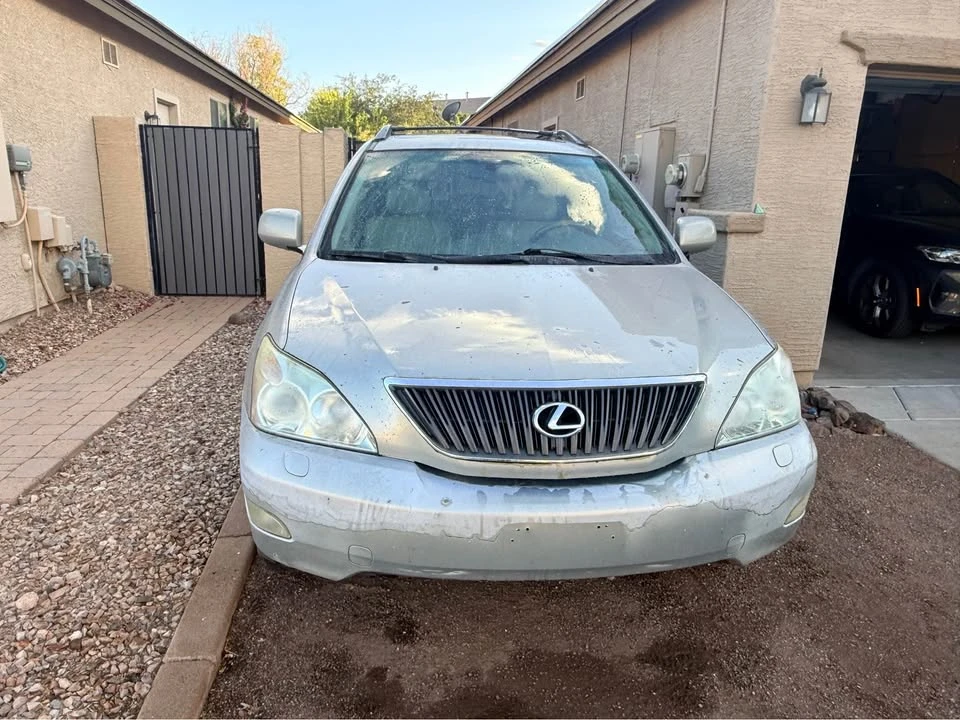 2005 Lexus RX 2nd Gen - Image 10 of 20