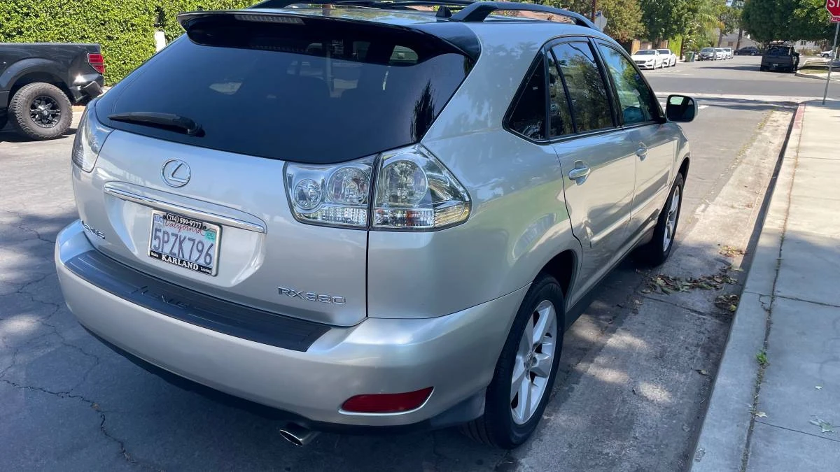 2005 Lexus RX 2nd Gen - Image 4 of 14