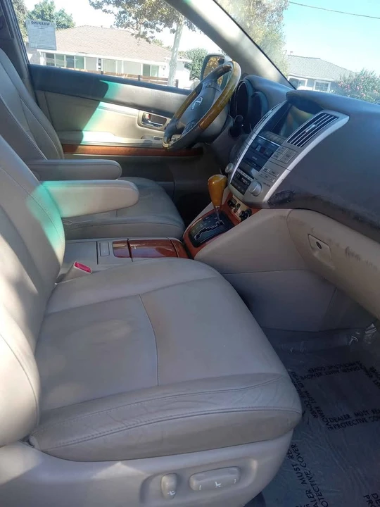 2005 Lexus RX 2nd Gen - Image 6 of 6