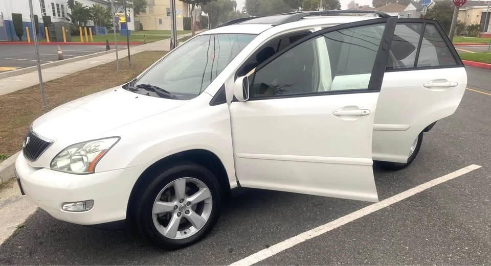2005 Lexus RX 2nd Gen - Image 3 of 7