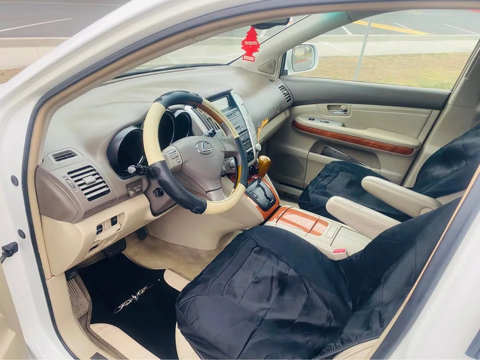 2005 Lexus RX 2nd Gen - Image 5 of 7