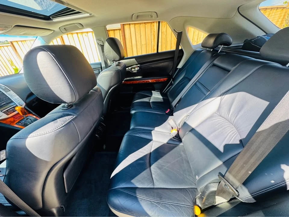 2005 Lexus RX 2nd Gen - Image 6 of 7