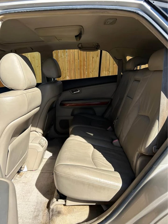 2005 Lexus RX 2nd Gen - Image 12 of 12