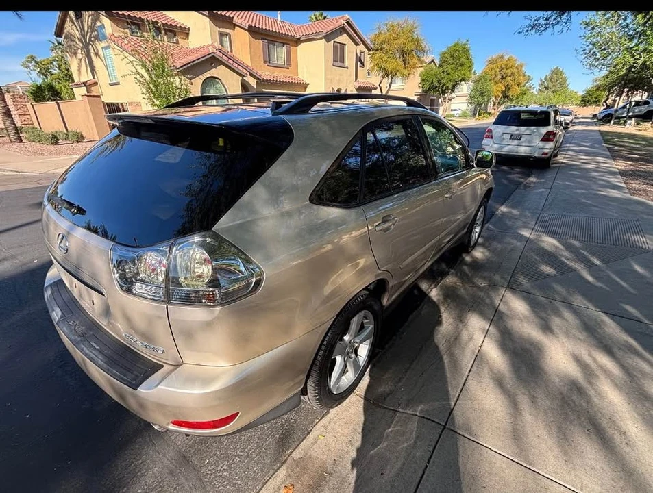 2005 Lexus RX 2nd Gen - Image 3 of 9
