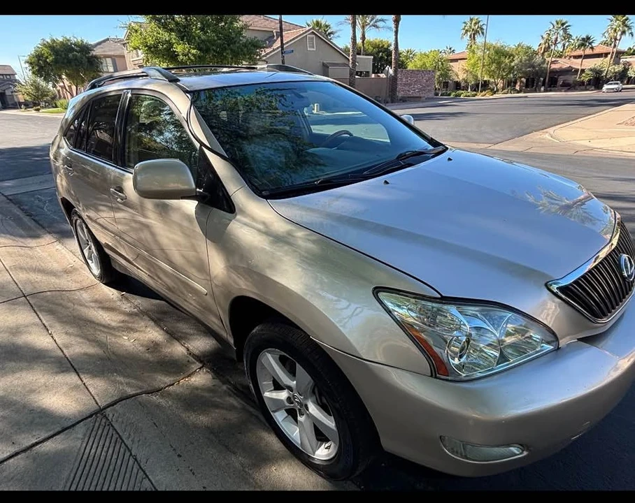 2005 Lexus RX 2nd Gen - Image 5 of 9