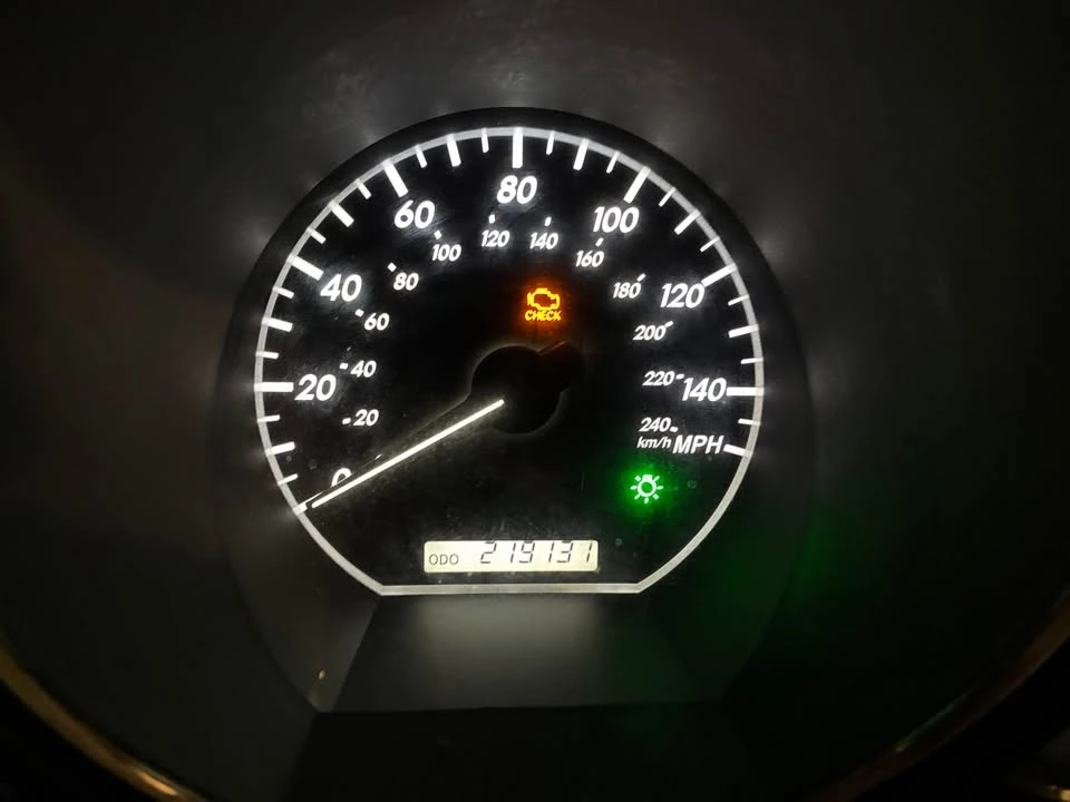 2005 Lexus RX 2nd Gen - Image 5 of 6