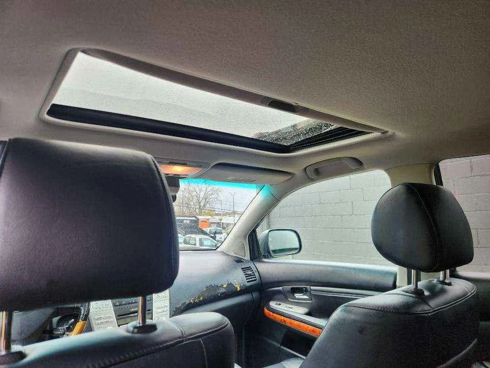 2005 Lexus RX 2nd Gen - Image 8 of 18