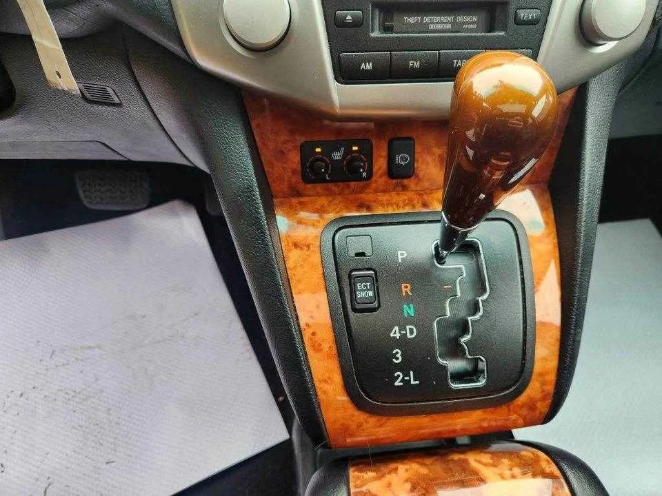 2005 Lexus RX 2nd Gen - Image 15 of 18