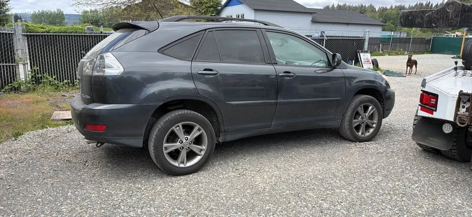 2005 Lexus RX 2nd Gen - Image 3 of 7