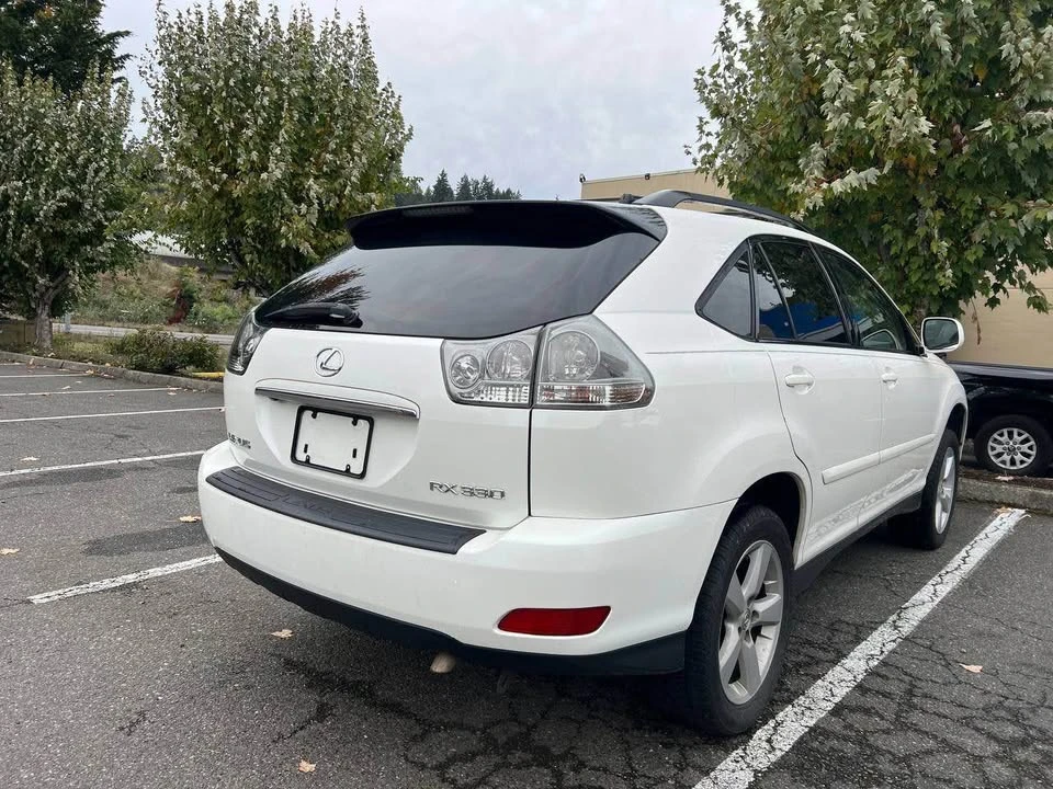 2005 Lexus RX 2nd Gen - Image 5 of 14