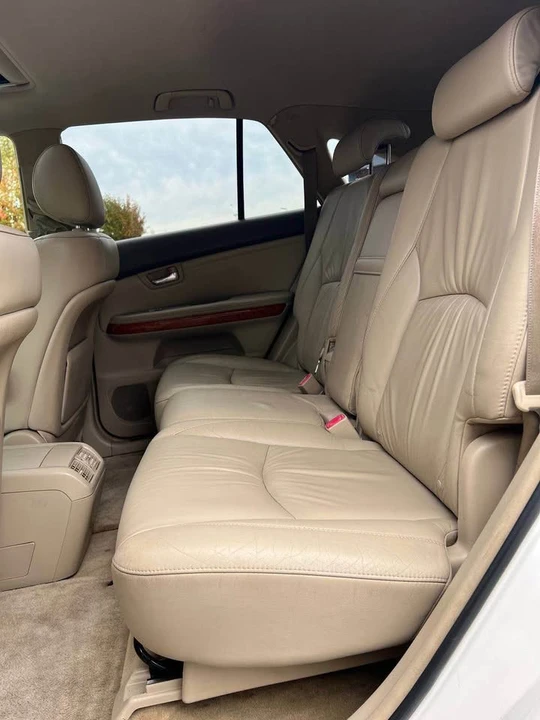 2005 Lexus RX 2nd Gen - Image 8 of 14