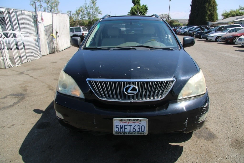 2005 Lexus RX 2nd Gen - Image 12 of 21