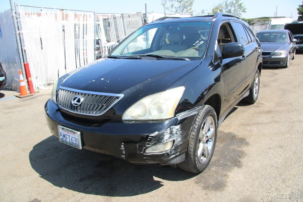 2005 Lexus RX 2nd Gen - Image 2 of 21
