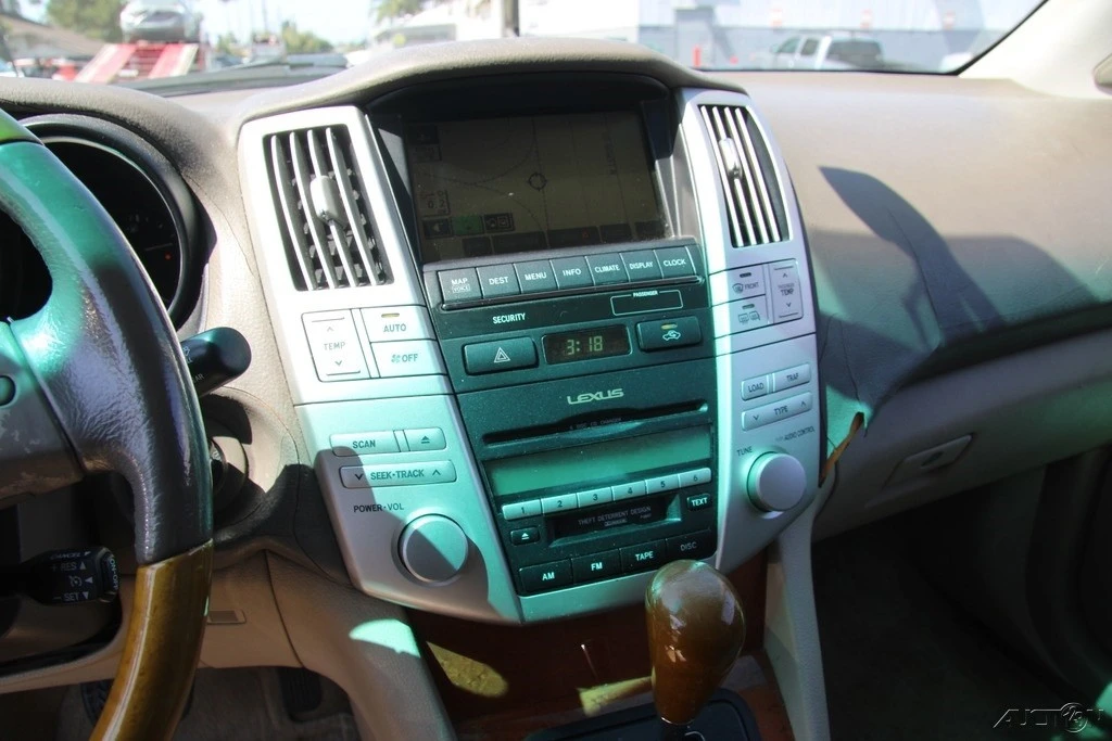 2005 Lexus RX 2nd Gen - Image 20 of 21