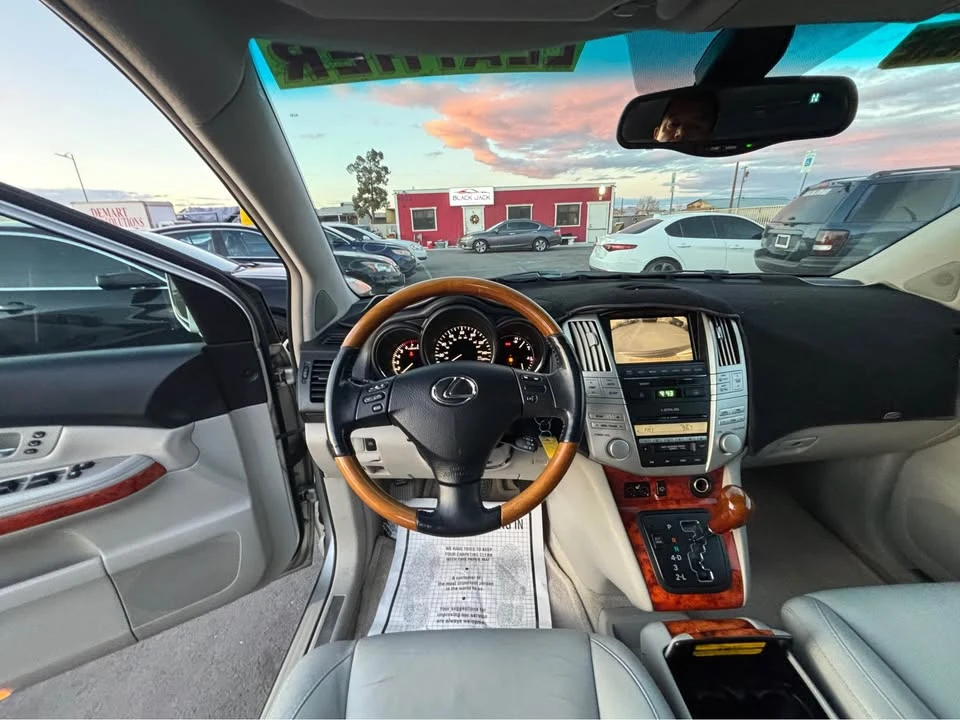 2005 Lexus RX 2nd Gen - Image 8 of 8