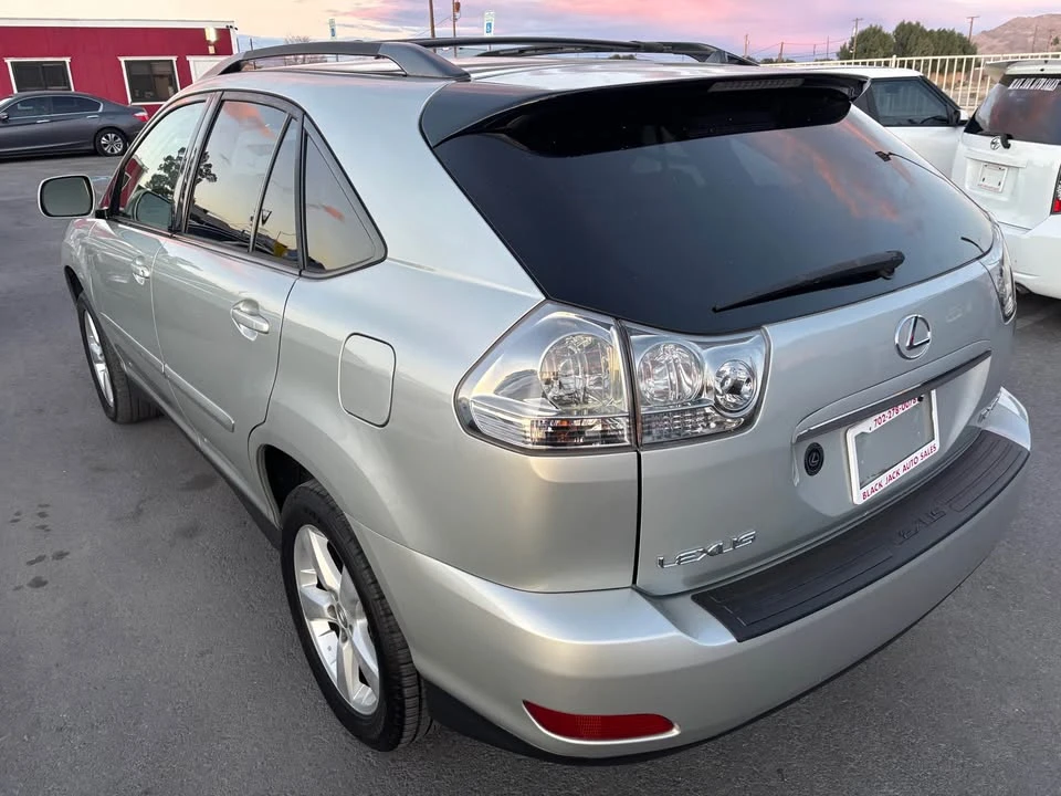 2005 Lexus RX 2nd Gen - Image 2 of 8