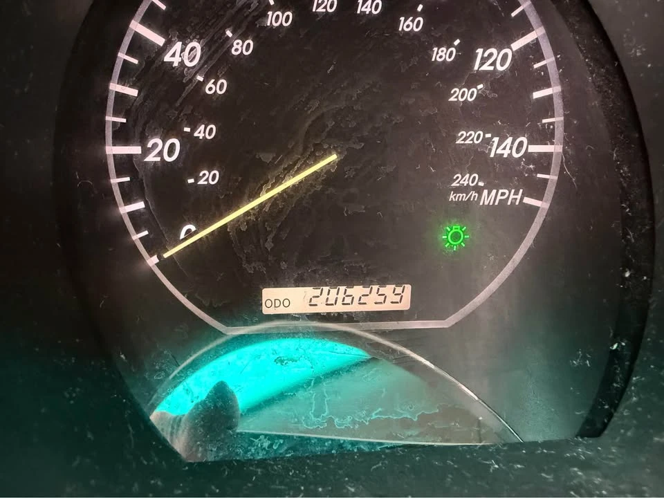 2005 Lexus RX 2nd Gen - Image 7 of 11