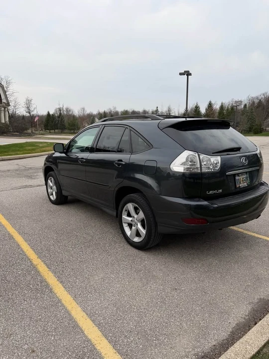 2005 Lexus RX 2nd Gen - Image 5 of 11