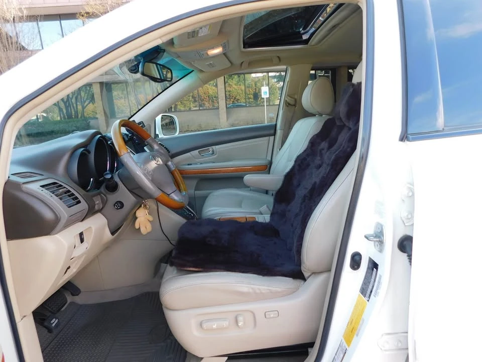 2005 Lexus RX 2nd Gen - Image 4 of 11