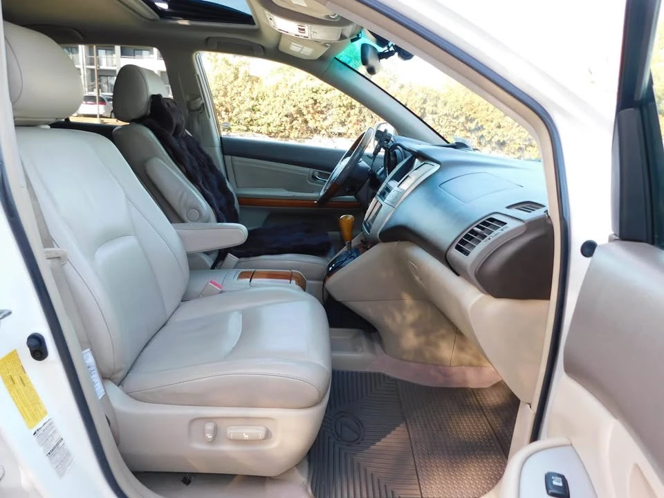 2005 Lexus RX 2nd Gen - Image 7 of 11