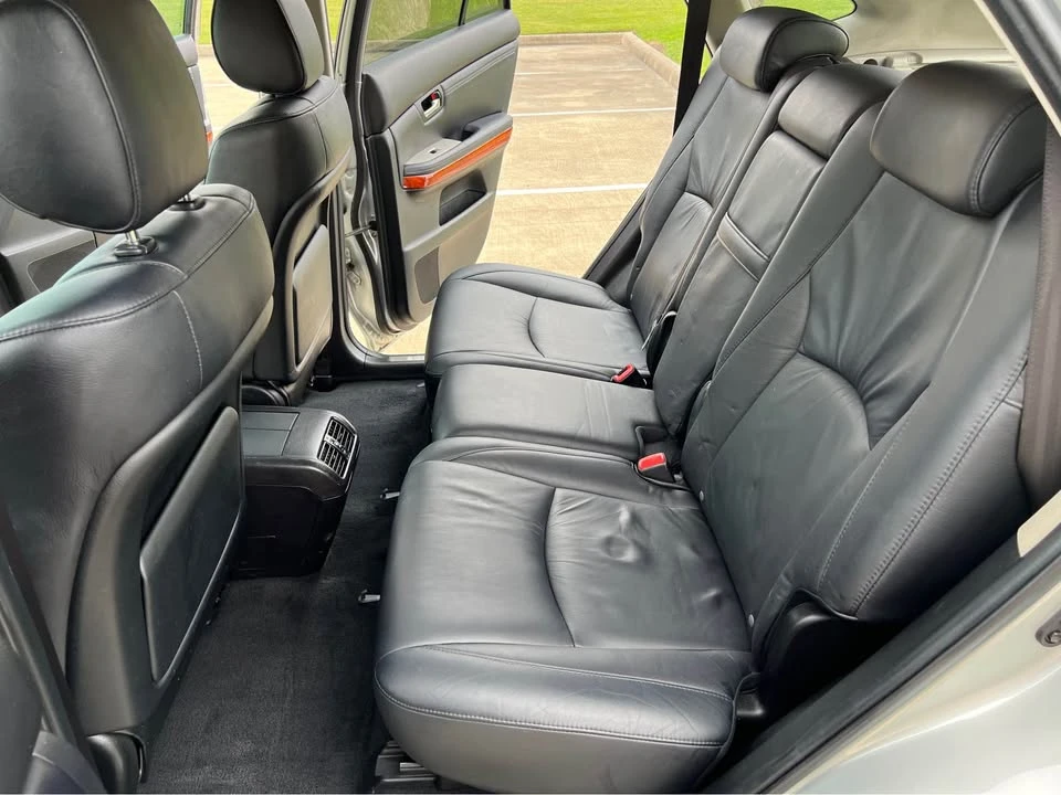 2005 Lexus RX 2nd Gen - Image 14 of 19