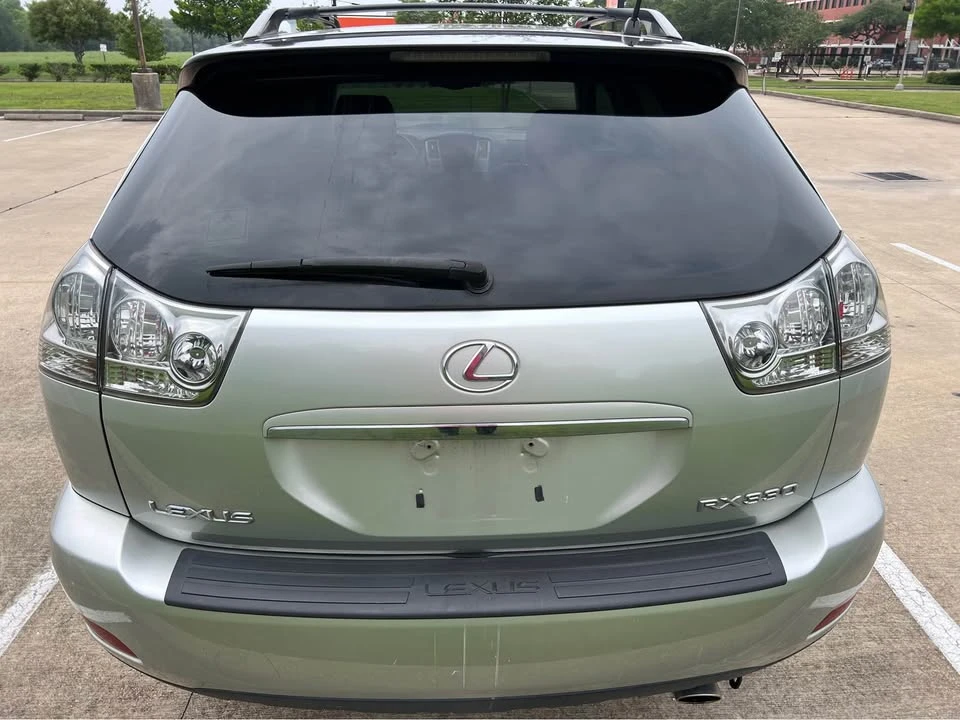 2005 Lexus RX 2nd Gen - Image 5 of 19