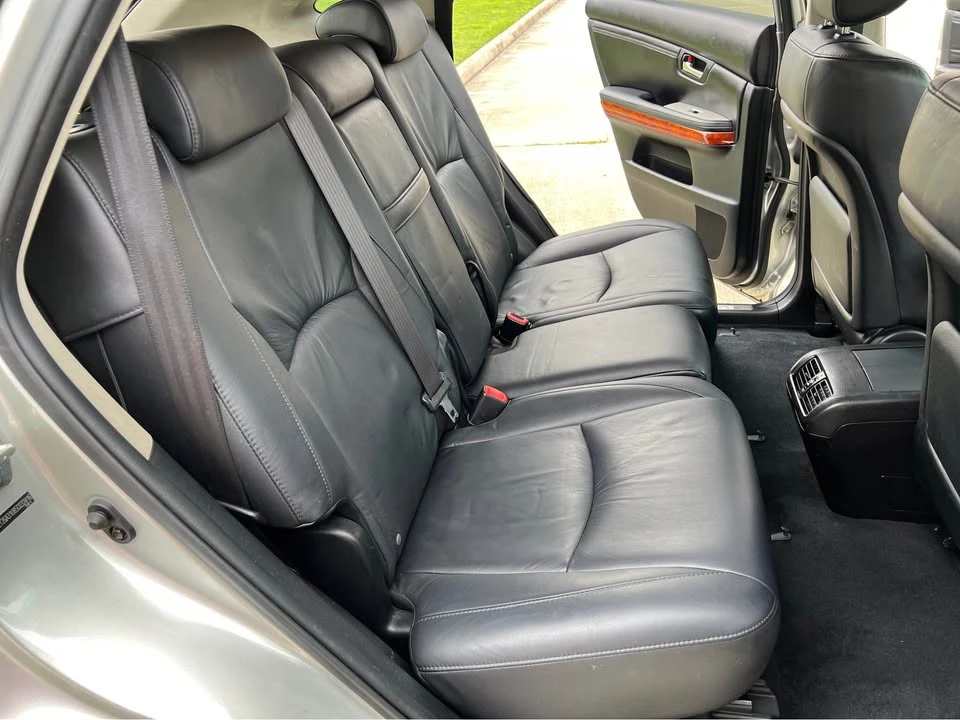 2005 Lexus RX 2nd Gen - Image 15 of 19
