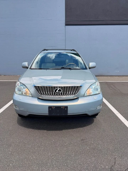 2005 Lexus RX 2nd Gen - Image 8 of 12