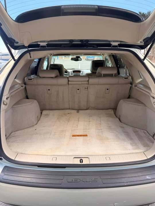 2005 Lexus RX 2nd Gen - Image 10 of 12