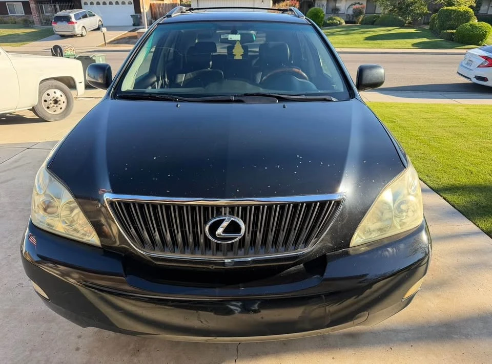 2005 Lexus RX 2nd Gen - Image 2 of 6