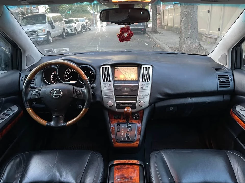 2005 Lexus RX 2nd Gen - Image 14 of 20