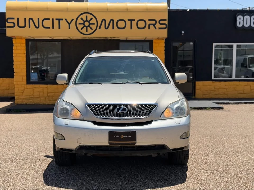 2005 Lexus RX 2nd Gen - Image 2 of 10