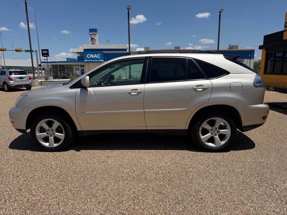 2005 Lexus RX 2nd Gen - Image 4 of 10