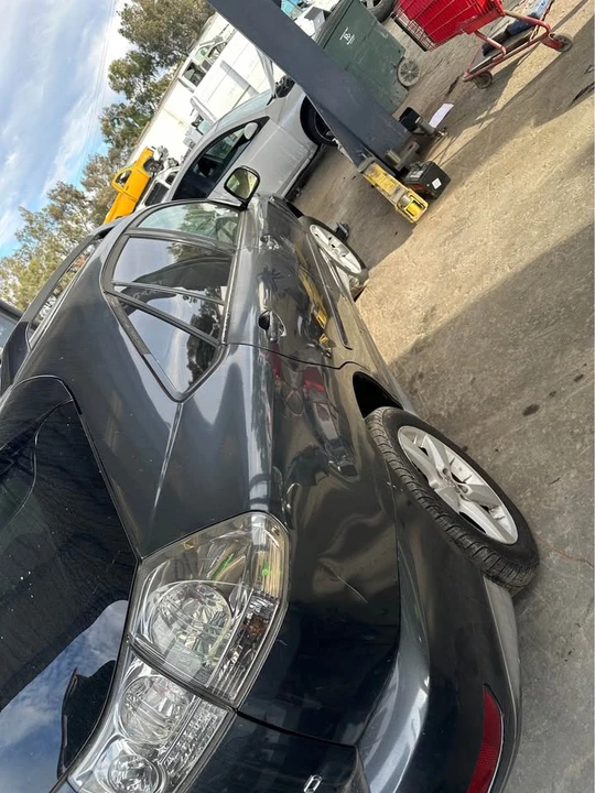 2005 Lexus RX 2nd Gen - Image 6 of 10