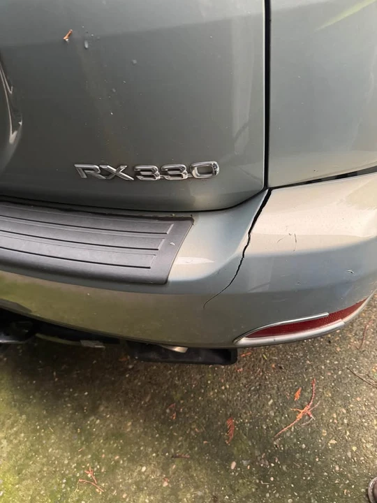 2005 Lexus RX 2nd Gen - Image 4 of 8
