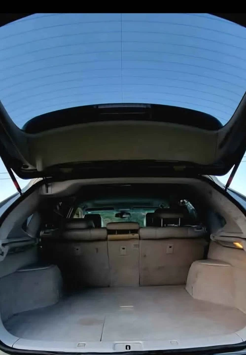 2005 Lexus RX 2nd Gen - Image 8 of 10