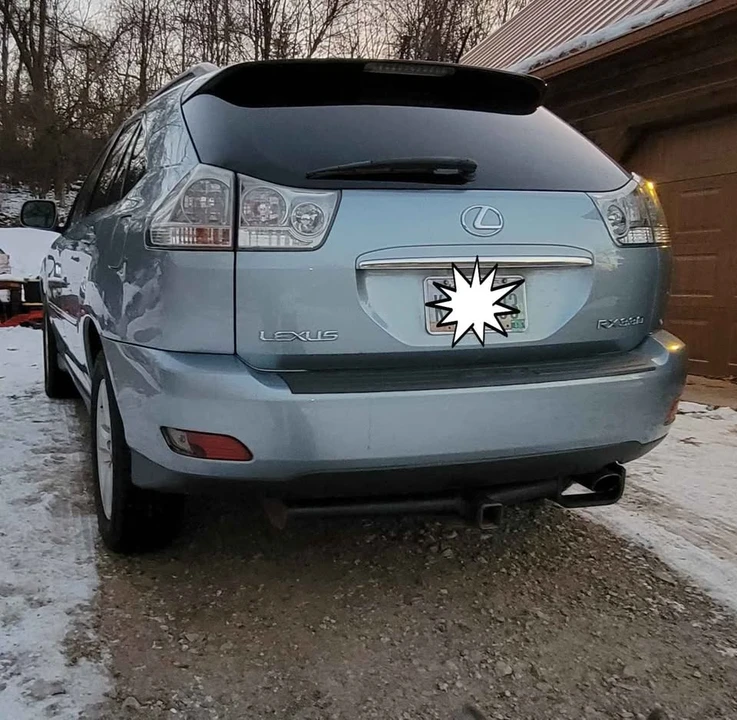 2005 Lexus RX 2nd Gen - Image 2 of 10